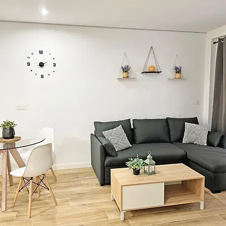 Apartment Coqueto Con Piscina, Nuevo A 50m Del Mar, Parking Gratis *